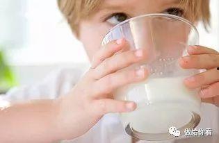 成人吸收牛奶吗视频